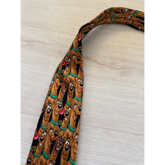 Scooby Doo Men's Necktie Cartoon Network 2003 Hanna Barbera 100% Silk Retro‎ - Picture 4 of 6
